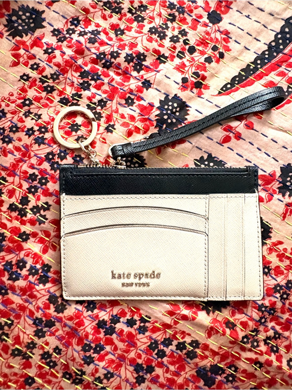kate spade Two-Tone Cardholder Wristlet in Black & Cream